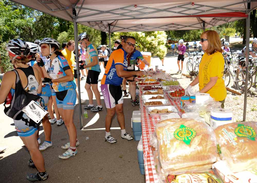 Sign up to Volunteer at the 2015 Giro Bello